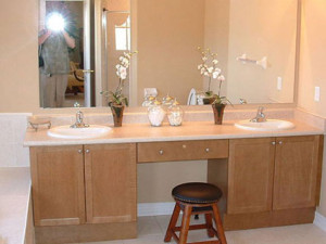 Items You Shouldn’t Store in Custom Bathroom Cabinets
