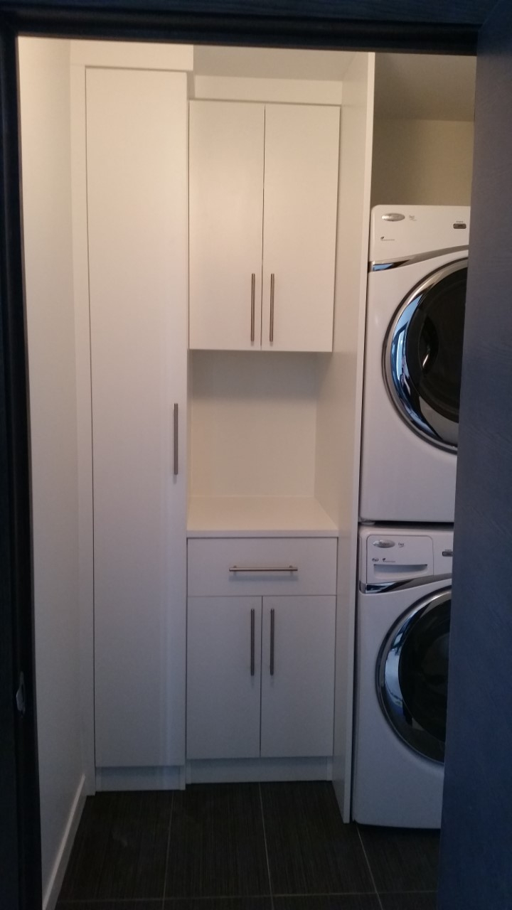 Custom Laundry Room Cabinets Toronto by Space Age Closets & Custom Cabinetry